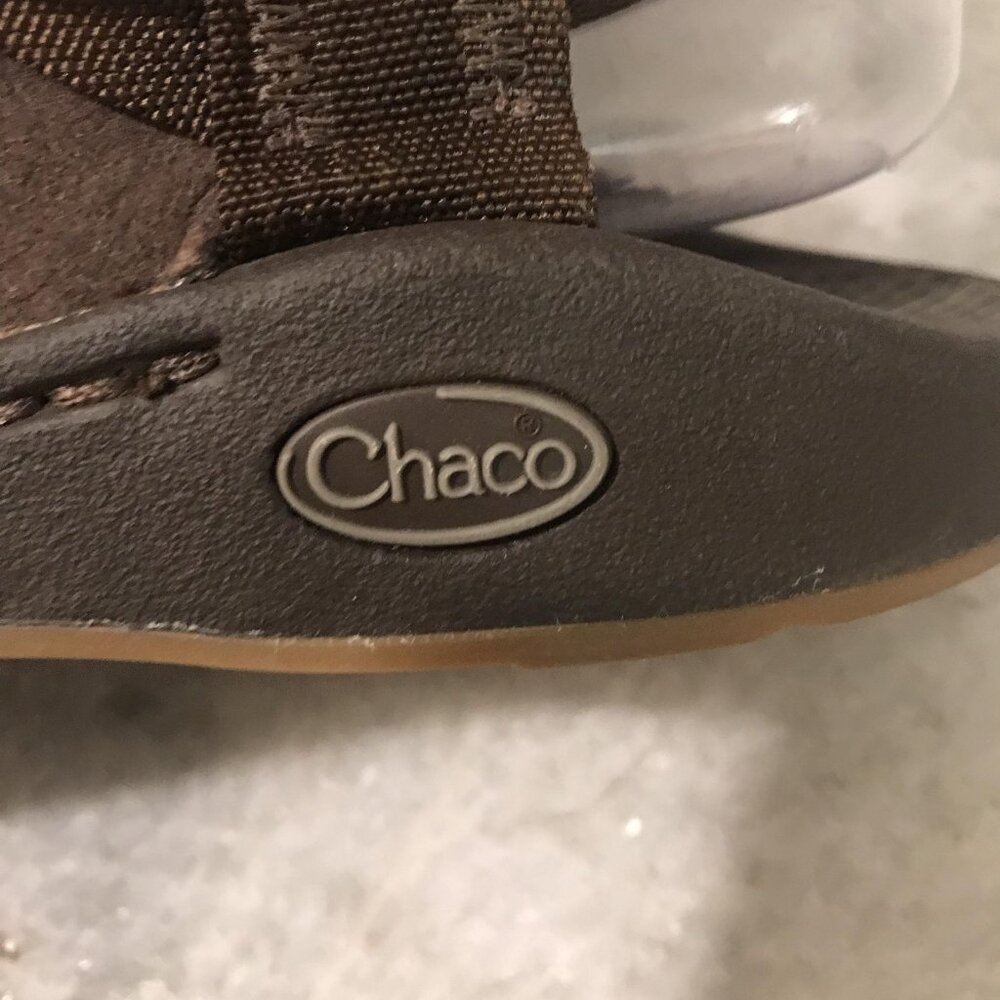 Chaco Sandals Youth Size 4 Brown Clogs Conundrum Fisherman Hiking Shoes Hiking - Picture 8 of 9